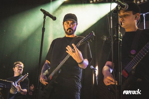 Breaking-benjamin-11
