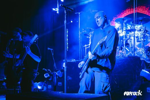 Breaking-benjamin-13
