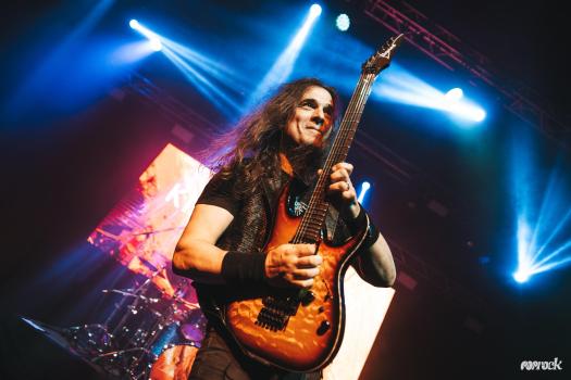 kiko-loureiro-3