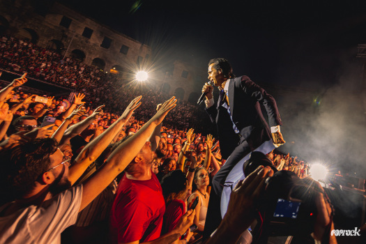 Nick-Cave-and-the-Bad-Seeds-Arena-Pula-20260805-foto-Marko-Hajdarovic-2