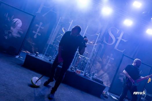 Paradise-Lost-02