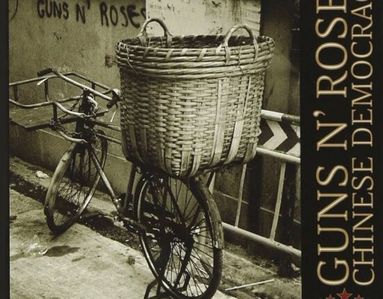 Guns N' Roses - Chinese Democracy