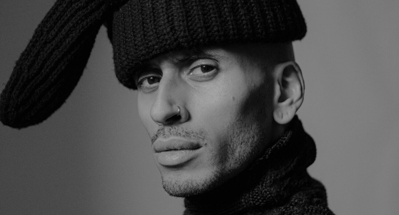 Patrick Mason, promo foto