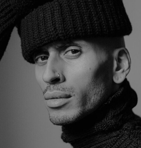 Patrick Mason, promo foto