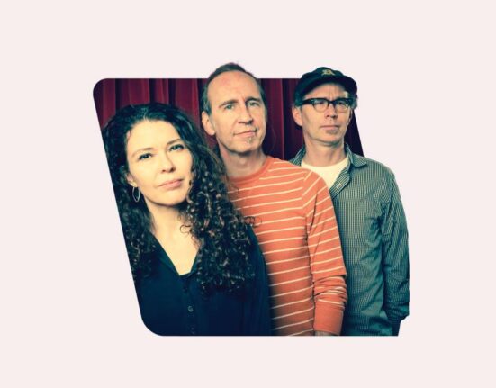 Sylvie Courvoisier Trio, promo foto