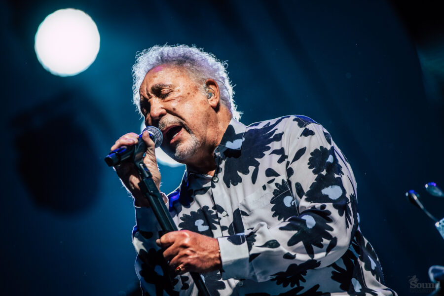 Tom Jones u Opatiji 2022., foto: Dragutin Andrić (arhiva SoundGuardian)