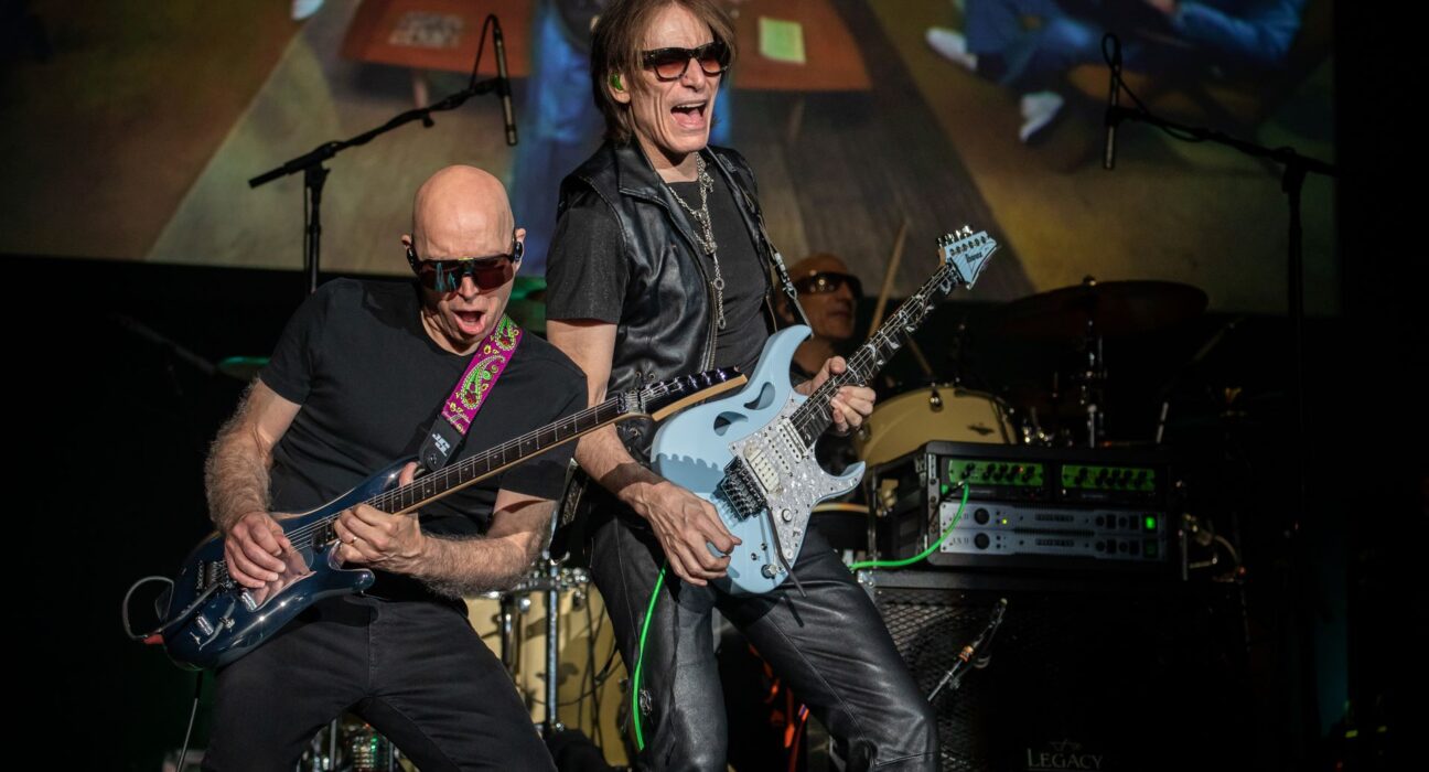 SatchVai (foto: promo, Jon Luini)