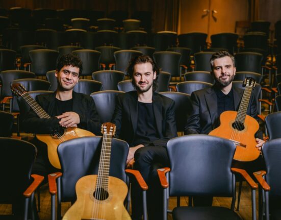 Trio Elogio, promo foto
