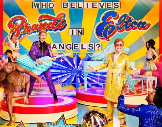 Elton John, Brandi Carlile - Who Believes In Angels