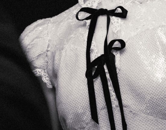 Gracie Abrams - deathwish, naslovnica