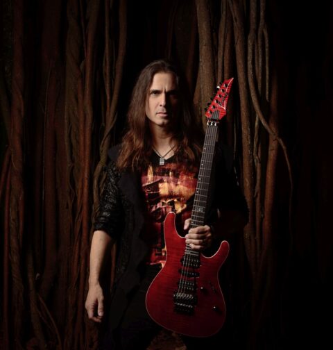 Kiko Loureiro, foto: Henrique Grandi