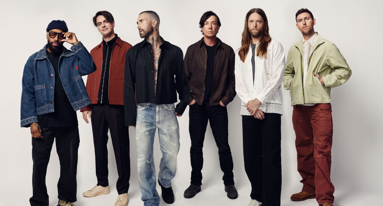 Maroon 5, photo by Hugh Lippe - Universal Music