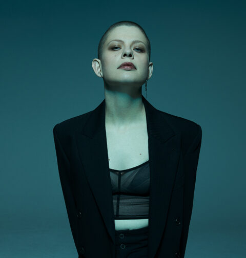 Sharon Kovacz, promo foto