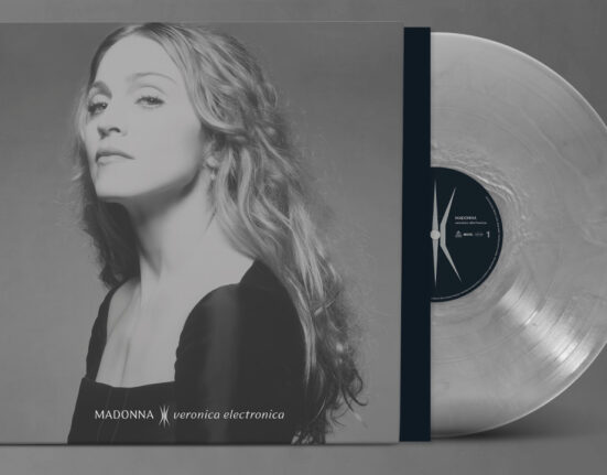 Madonna - Veronica Electronica