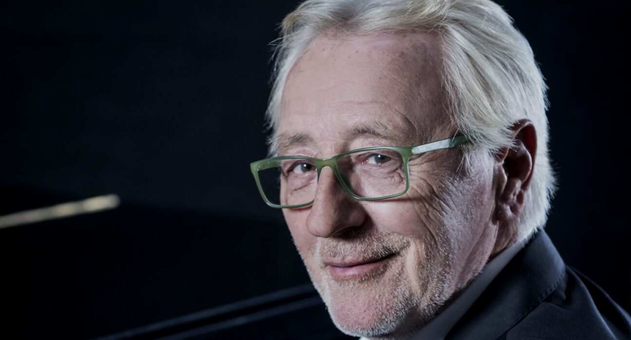 Oliver Dragojević, promo foto