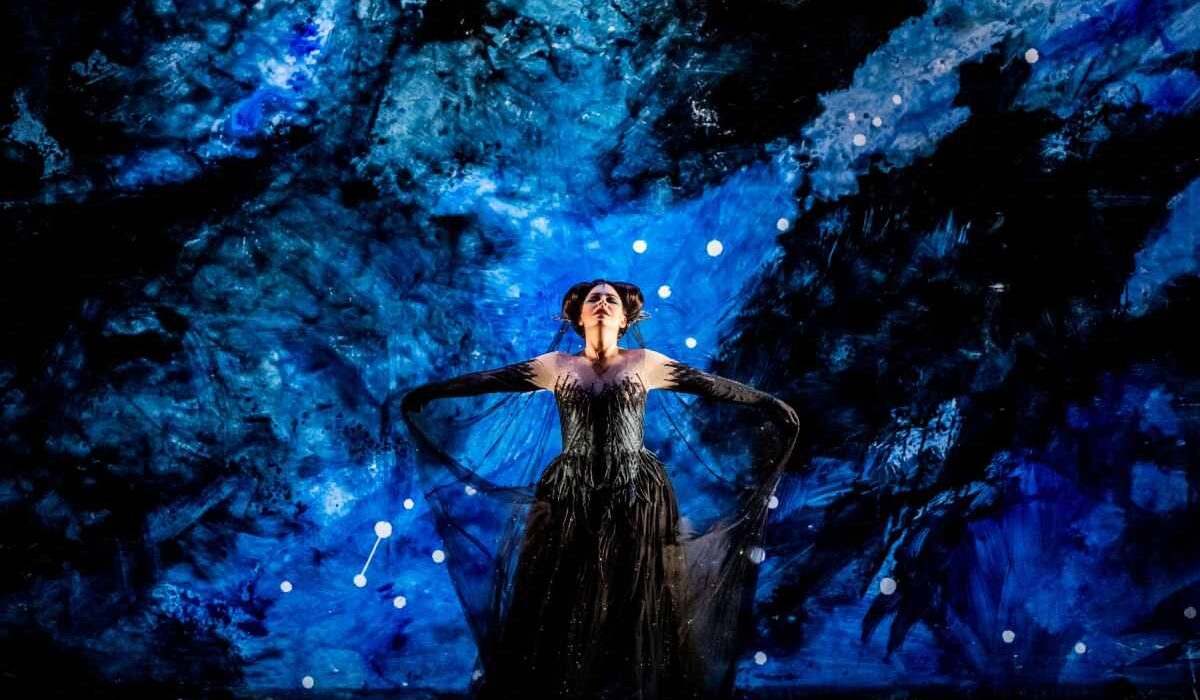 296 Tuuli Takala as Queen of the Night in The Magic Flute (C) ROH 2019. Photographed by Tristram Kenton
