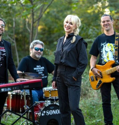 Bon Voyage, promo photo
