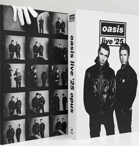 Oasis, monografija