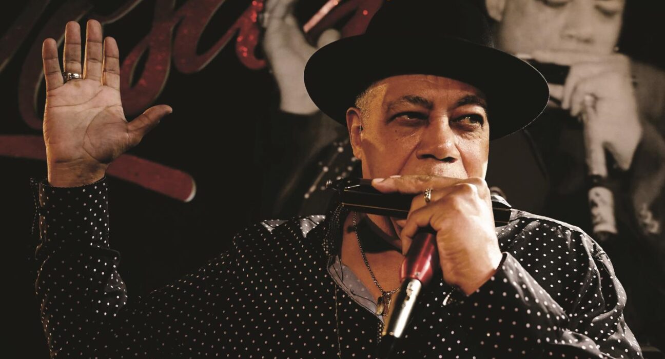 Billy Branch and the Sons of Blues - The Blues is My Biography