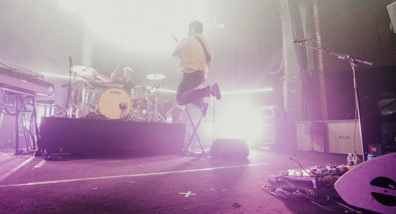 Foals u Tvornici kulture 2023, foto: Sebastijan Skoko (arhiva SoundGuardian)