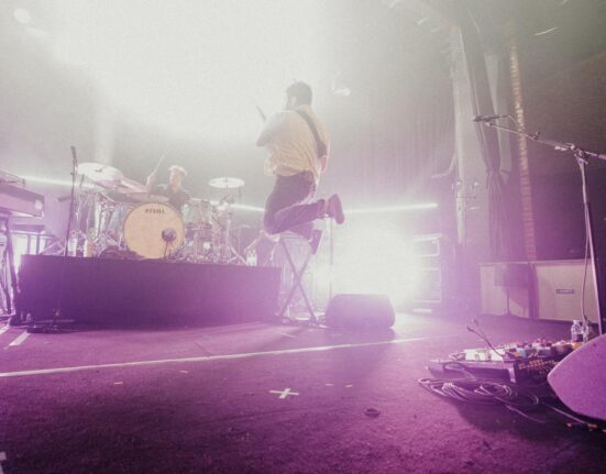 Foals u Tvornici kulture 2023, foto: Sebastijan Skoko (arhiva SoundGuardian)