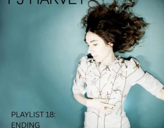 PJ Harvey, foto: https://pjharvey.net