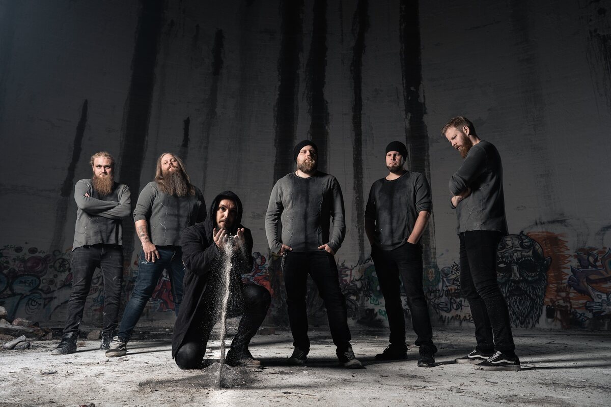 Marianas Rest, press photo