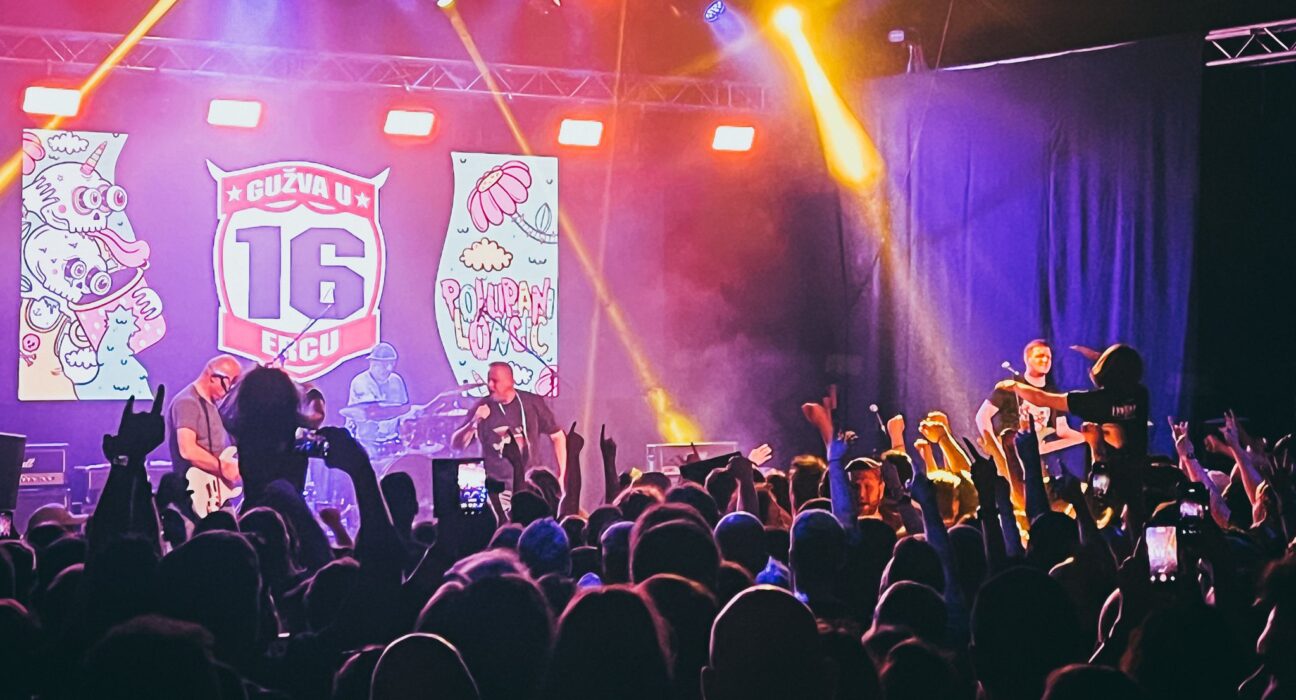 Gužva u 16-ercu, foto: Ivana Žaja