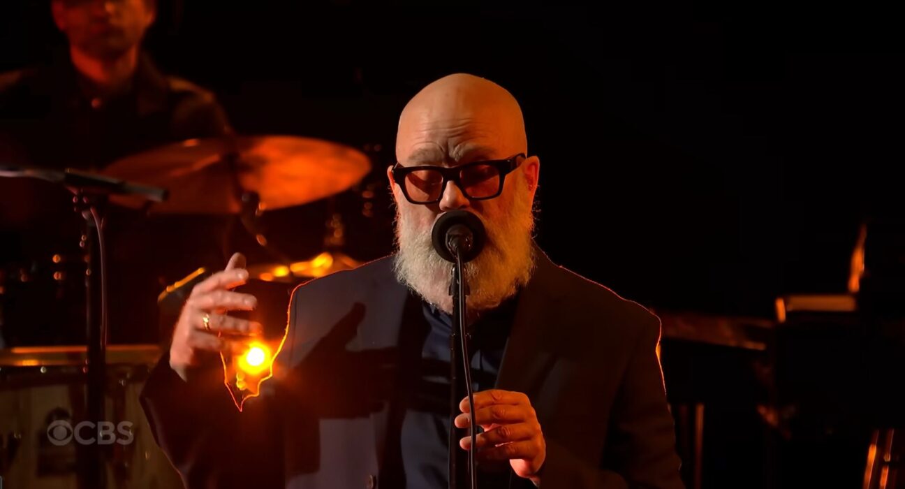 Michael Stipe u emisiji The Late Show with Stephen Colbert, foto: YouTube isječak ekrana