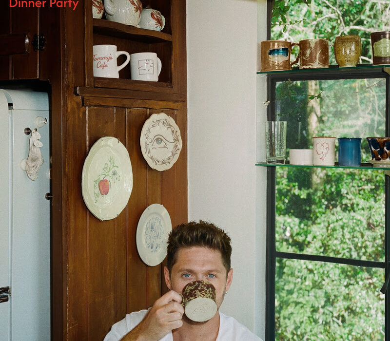 Niall Horan - Little More Time
