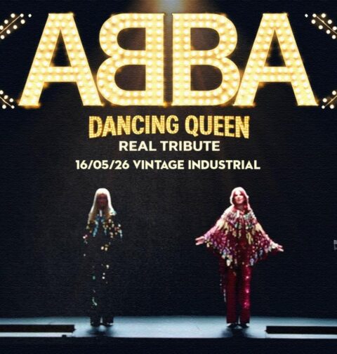 Real Tribute by Dancing Queen u Vintage Industrial Baru