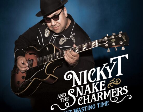 Nicky T And The Snake Charmers - Ain’t Wasting Time