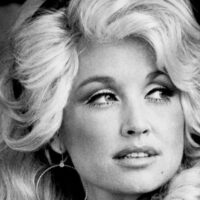 Dolly Parton, foto. Wikipedia