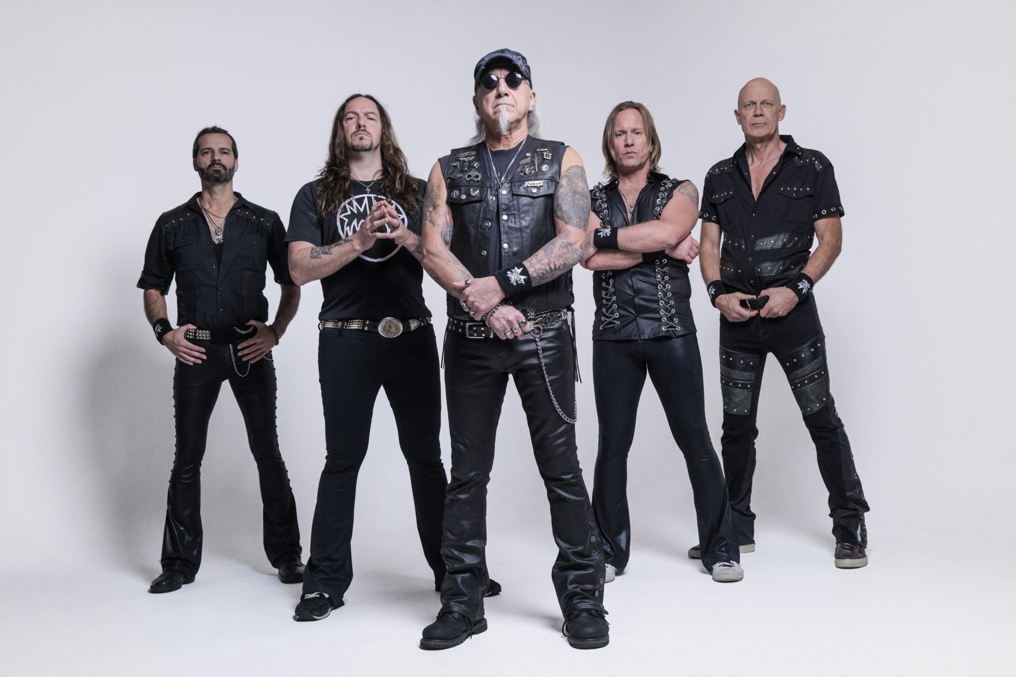 Accept, foto: Robert John