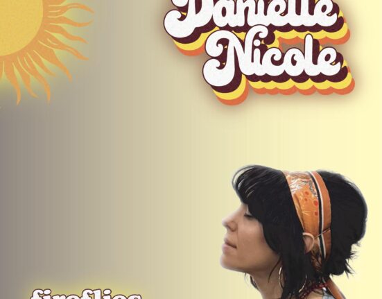 Danielle Nicole - "Fireflies"