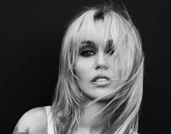 Miley Cyrus, photo by Mert Alas